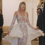 Alexandra’s wedding gown on Selling the OC