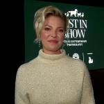 Katherine Heigl’s white metalic turtleneck sweater by Extra