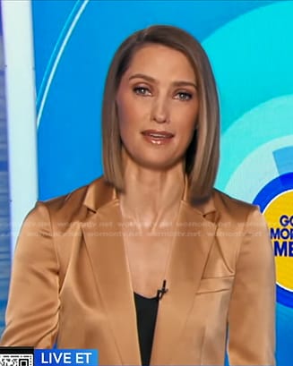 Kayna Whitworth’s satin blazer on Good Morning America