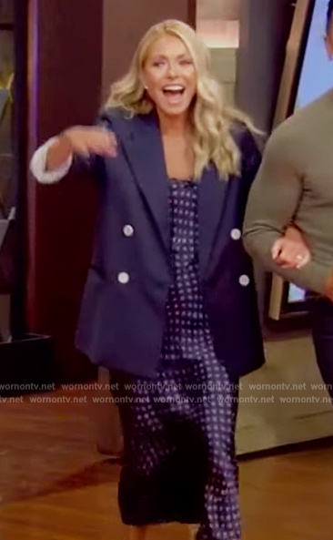 Kelly's navy double breasted blazer on Live with Kelly and Mark