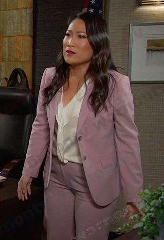 Melinda's pink suit on Days of our Lives