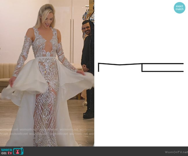 Michael Costello Custom Wedding Dress worn by Alexandra Jarvis (Alexandra Jarvis) on Selling the OC