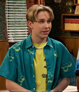 Jake's green bubble print shirt on Bunkd