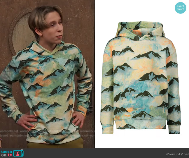 Scotch and Soda Mountain Print Hoodie worn by Jake (Luke Busey) on Bunkd