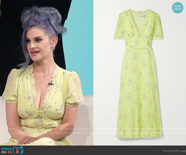 Self Portrait Lace-trimmed pleated floral-print chiffon midi dress worn by Kelly Osbourne on E! News