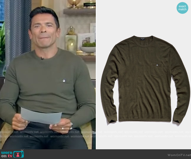  Cashmere Pocket tee in Snyder Olive worn by Mark Consuelos on Live with Kelly and Mark