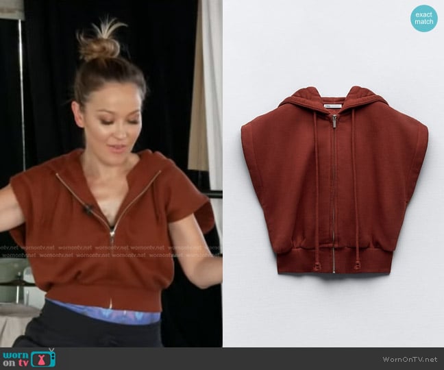 Zara Hooded Plush Vest in Russet worn by Eva Pilgrim on Good Morning America