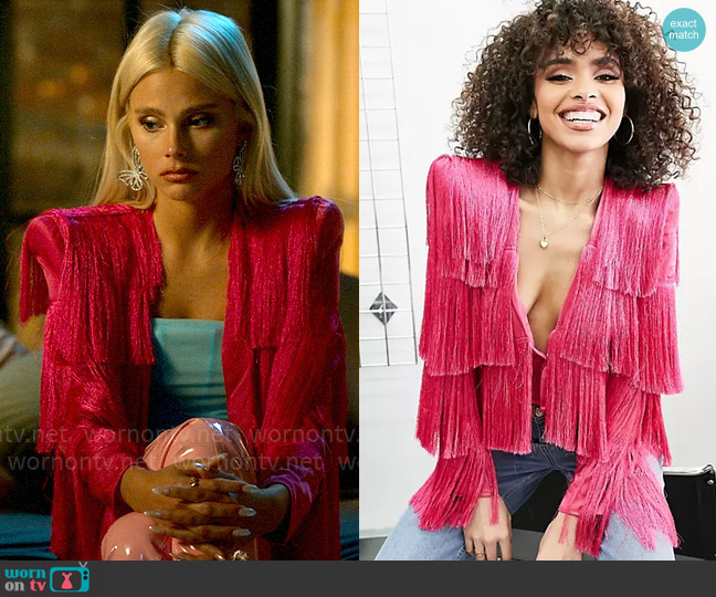 ASOS Luxe Fringed top with shoulder pads in hot pink worn by Isadora Artinan (Valentina Zenere) on Elite