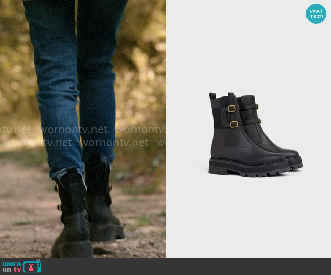 Anna’s boots on American Horror Story