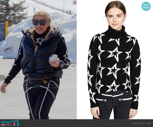 WornOnTV: Heather’s black star print sweater and piping ski pants on ...