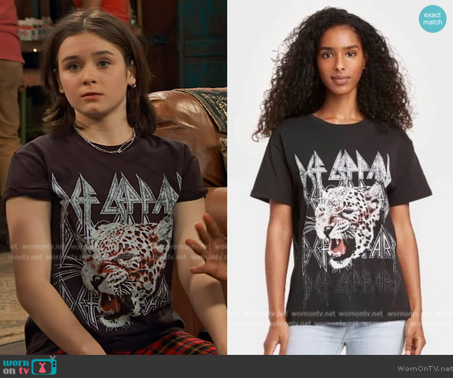 Target Leppard Animal Print Tee worn by Winnie Webber (Shiloh Verrico) on Bunkd