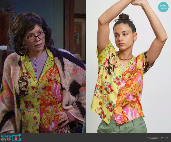 Urban Outfitters Gardenia Souvenir Button-Down Top worn by Susan (Stacy Haiduk) on Days of our Lives