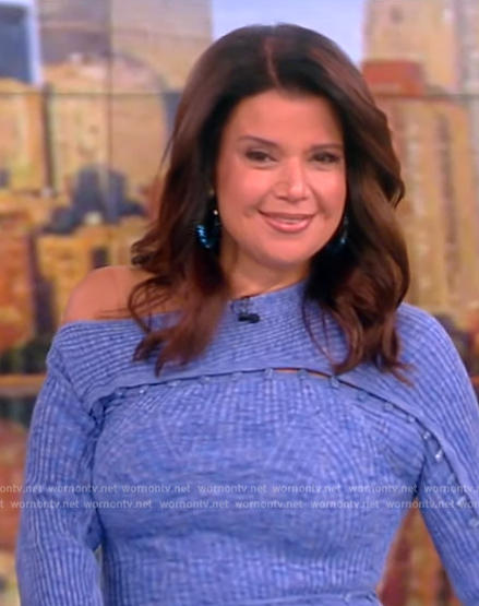 Ana’s blue ribbed dress on The View