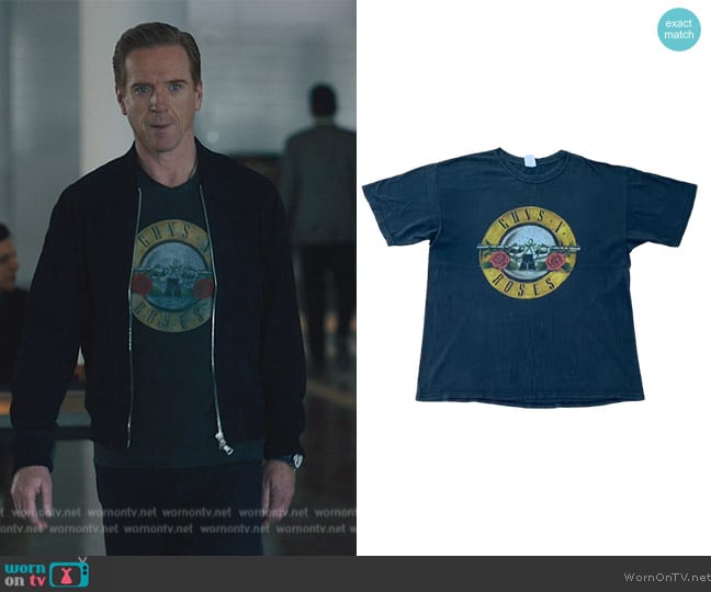 Gildan Vintage Guns n Roses Tee worn by Damian Lewis (Damian Lewis) on Billions