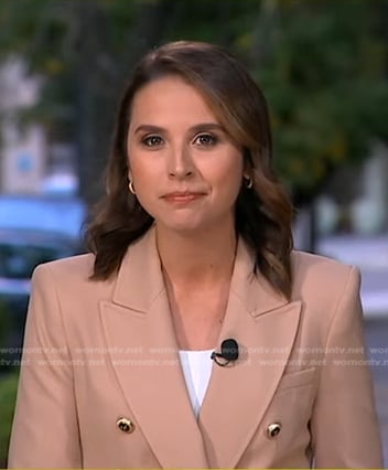 Elizabeth’s beige double breasted blazer on Good Morning America