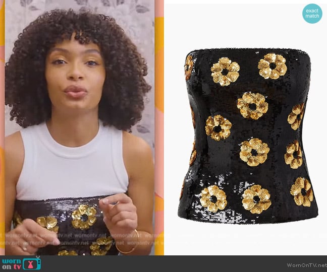 Brandon Maxwell The Leona Top in Onyx Sequins worn by Yara Shahidi on The Drew Barrymore Show