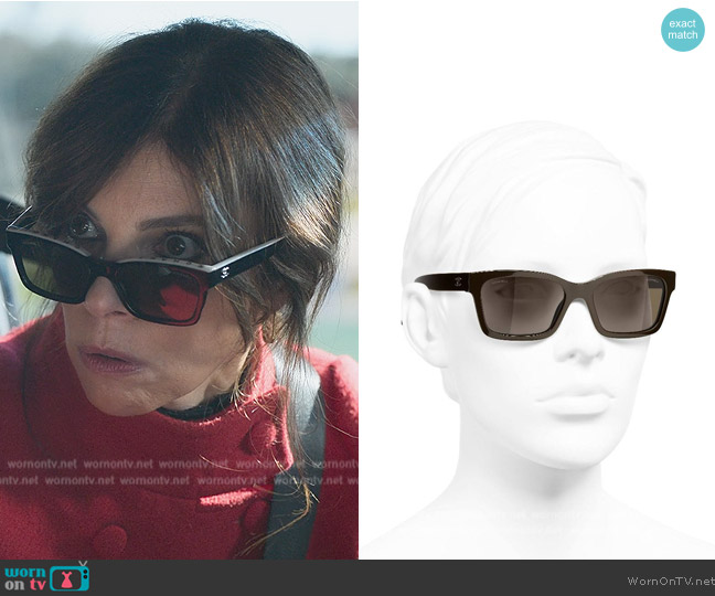 WornOnTV: Carmen's black sunglasses on Elite