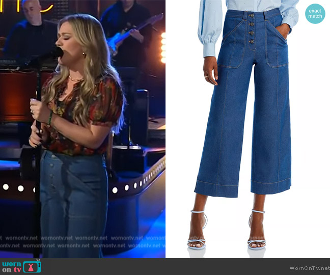 Cinq a Sept Benji Cropped Wide Leg Denim Pants worn by Kelly Clarkson on The Kelly Clarkson Show