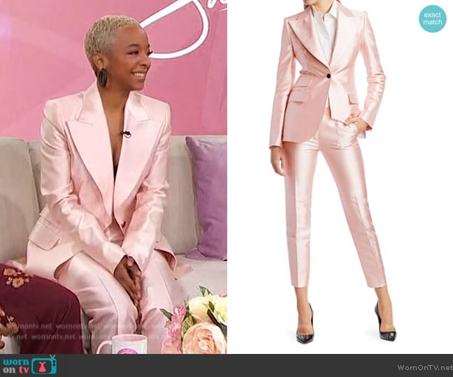 Dolce and Gabbana Single-breasted flap pocket blazer worn by Kara Young on Sherri