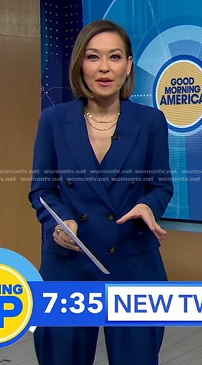 Eva's blue blazer and pants on Good Morning America