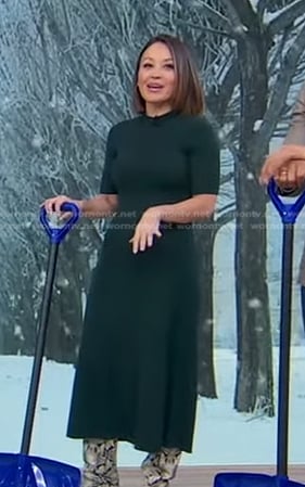 Eva’s green ribbed dress on Good Morning America