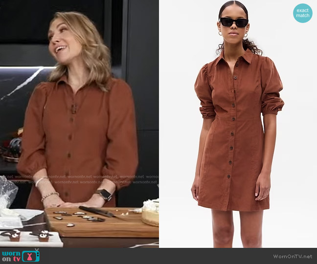 Gap Puff Sleeve Corduroy Mini Dress in Saddle Brown worn by Lori Bergamotto on Good Morning America