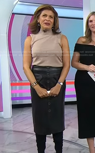 Hoda's black leather pencil skirt on Today