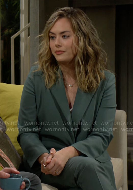 Hope's green suit with chain on The Bold and the Beautiful