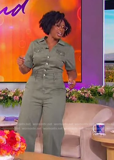 Jennifer’s green utility jumpsuit on The Jennifer Hudson Show