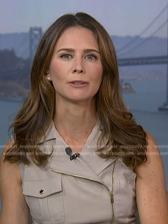 Kate Rooney’s beige trench dress on NBC News Daily