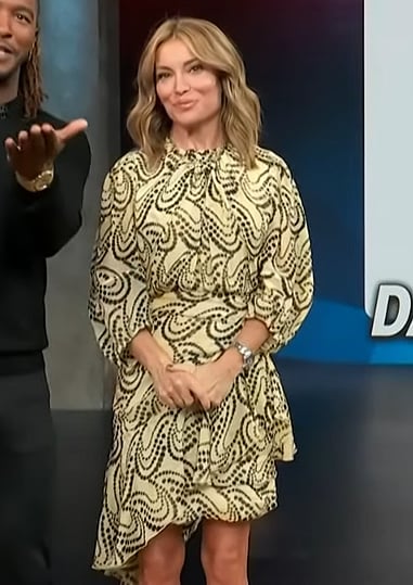 Kit’s yellow paisley print dress on Access Hollywood