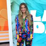 Lauren Daigle’s floral blazer and pants on Today