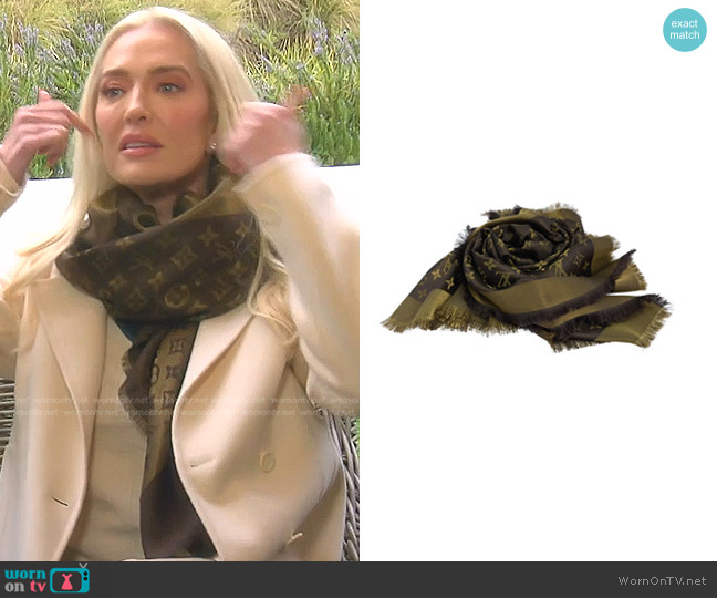 WornOnTV: Erika's monogram scarf and rain boots on The Real
