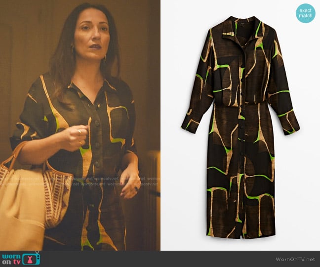 Massimo Dutti Long Printed Dress in Neon Green worn by María (Olaya Caldera) on Elite