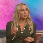 Nikki Glaser’s olive cardigan on The Kelly Clarkson Show