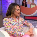 Paige More’s words print top and pink pants on CBS Mornings