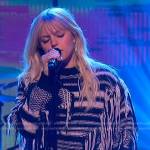 Reneé Rapp’s fringe sweater on The Jennifer Hudson Show