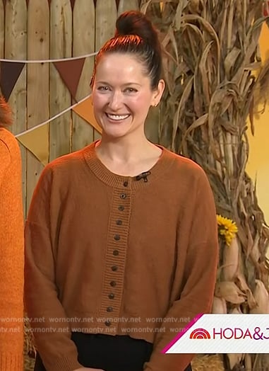 Sara’s brown cardigan on Today