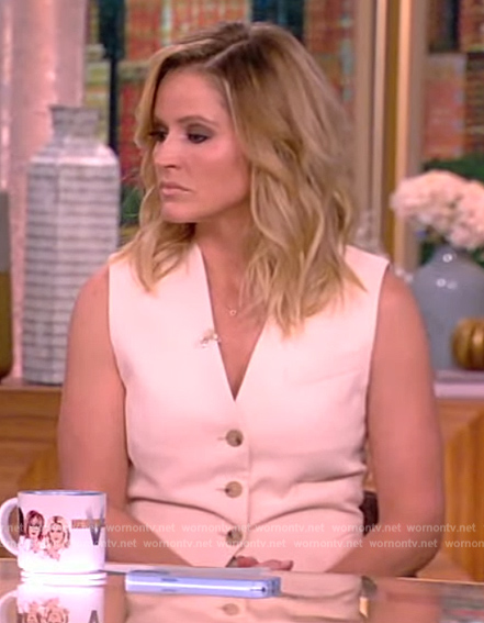 Sara's ivory vest and pants on The View