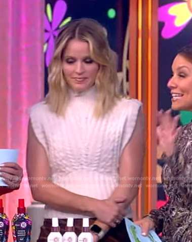 Sara's white cable knit vest on The View