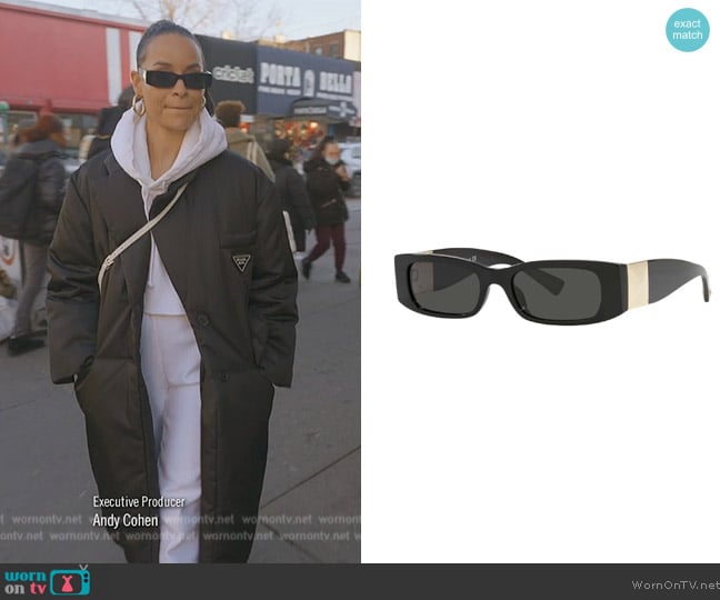 Valentino VA-4105 Sunglasses worn by Sai De Silva on The Real Housewives of New York City