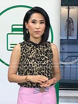 Vicky's leopard sleeveless top on Today