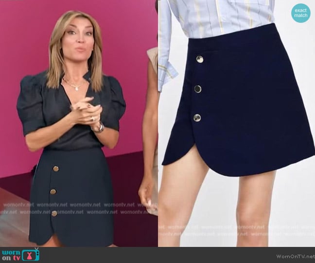 Zara Gold Button Skirt worn by Kit Hoover on Access Hollywood