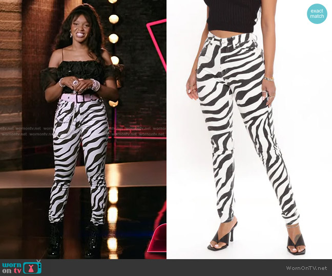 Fashion Nova Have You Herd Zebra Skinny Jeans worn by Chechi Sarai on The Voice