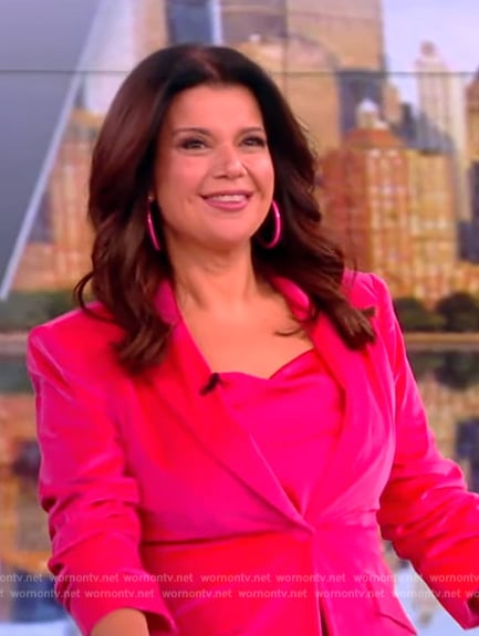 Ana’s pink velvet blazer on The View