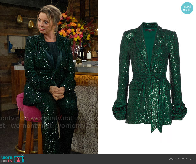 Gloria's Dazzling Return to Genoa City in a Green Sequin Suit for