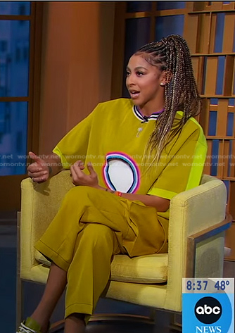 Candace Parker's yellow cutout tee and cargo pants on Good Morning America