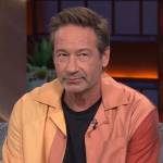 David Duchovny’s orange colorblock shirt on The Kelly Clarkson Show