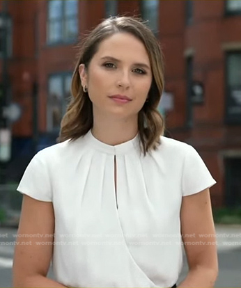 Elizabeth’s white keyhole dress on Good Morning America