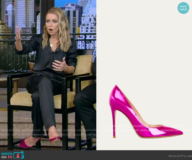 Gianvito Rossi Portofino 110mm suede sandals worn by Kelly Ripa on Live with Kelly and Mark